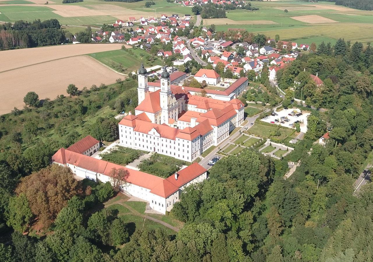 Klostergasthof Roggenburg Exterior photo