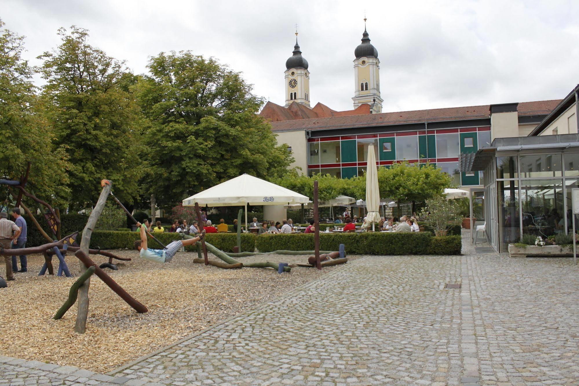Klostergasthof Roggenburg Exterior photo